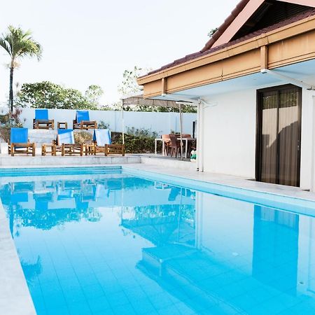 Seaview Hills Luxury Apartments & Rooms Dauis Esterno foto