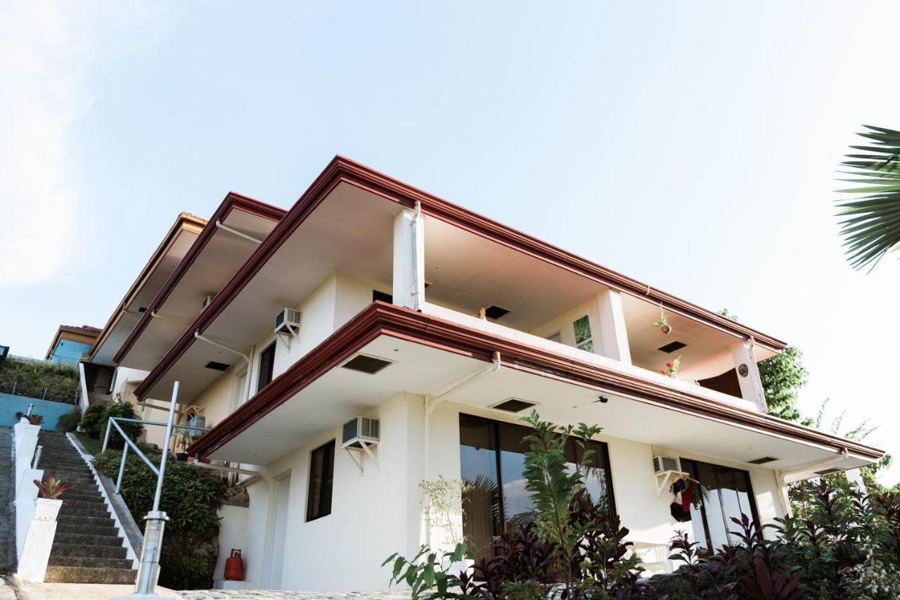 Seaview Hills Luxury Apartments & Rooms Dauis Esterno foto