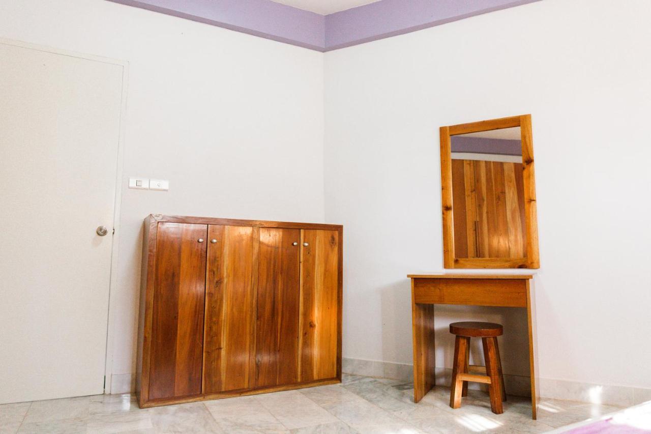 Seaview Hills Luxury Apartments & Rooms Dauis Esterno foto