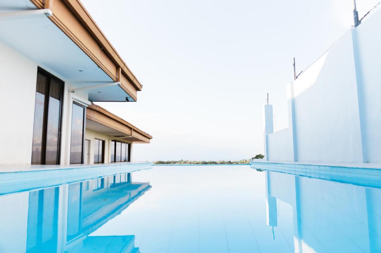 Seaview Hills Luxury Apartments & Rooms Dauis Esterno foto