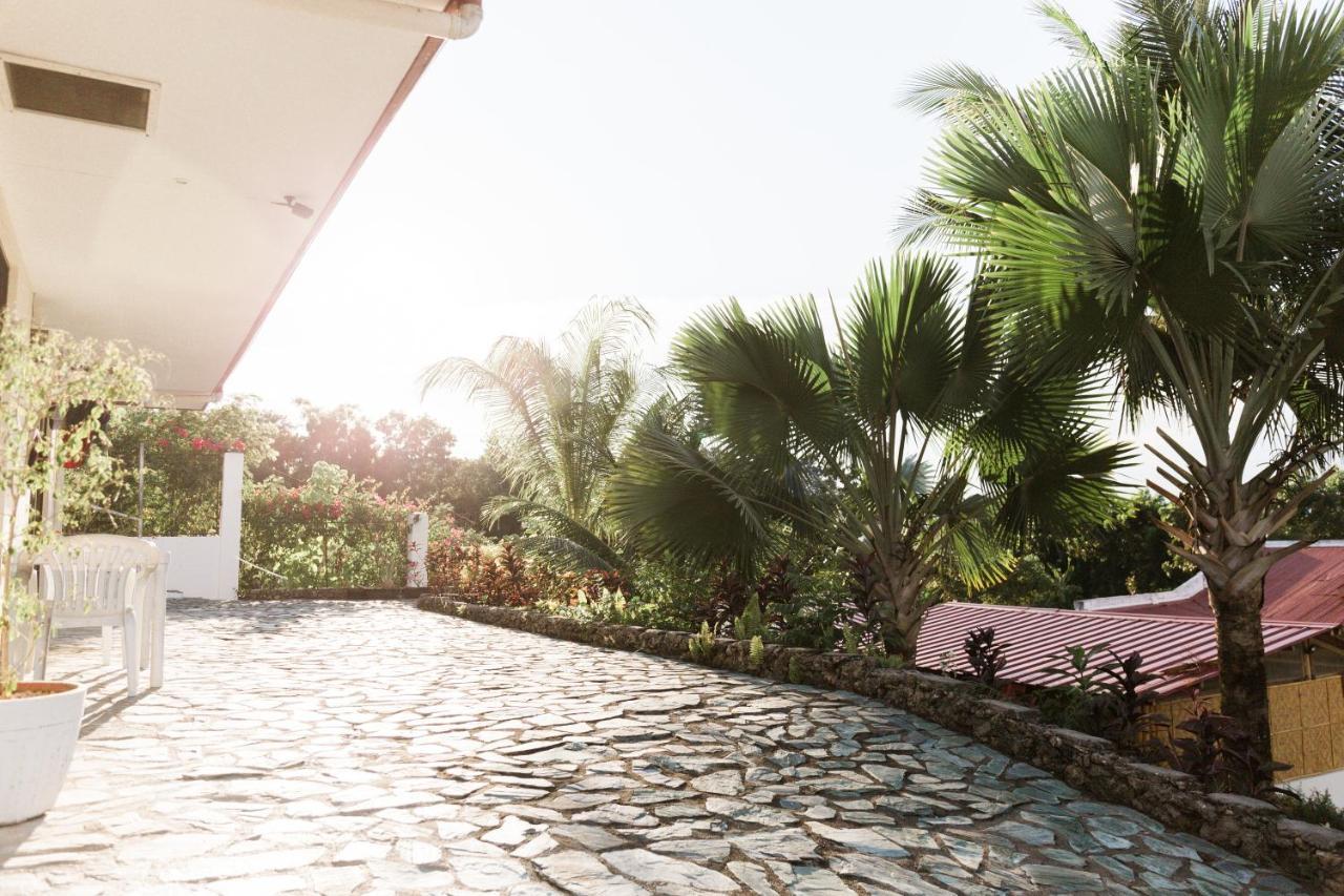 Seaview Hills Luxury Apartments & Rooms Dauis Esterno foto