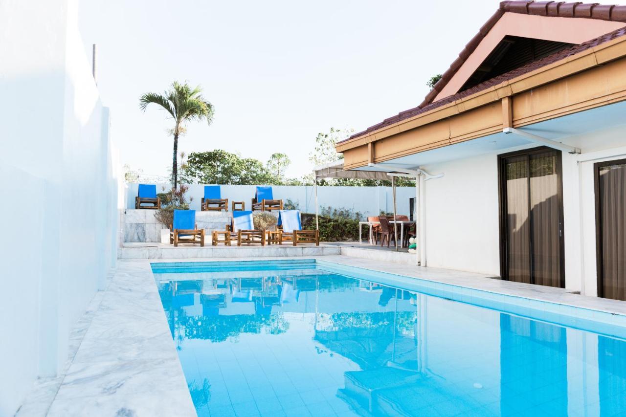 Seaview Hills Luxury Apartments & Rooms Dauis Esterno foto
